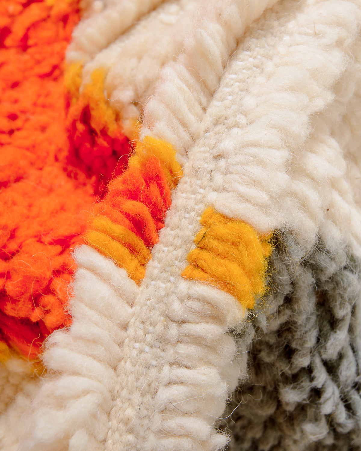 Modern designer handcrafted Berber rug from Morocco. Azilal rug with beautiful colours and patterns. Made of sheep’s wool and cotton.
